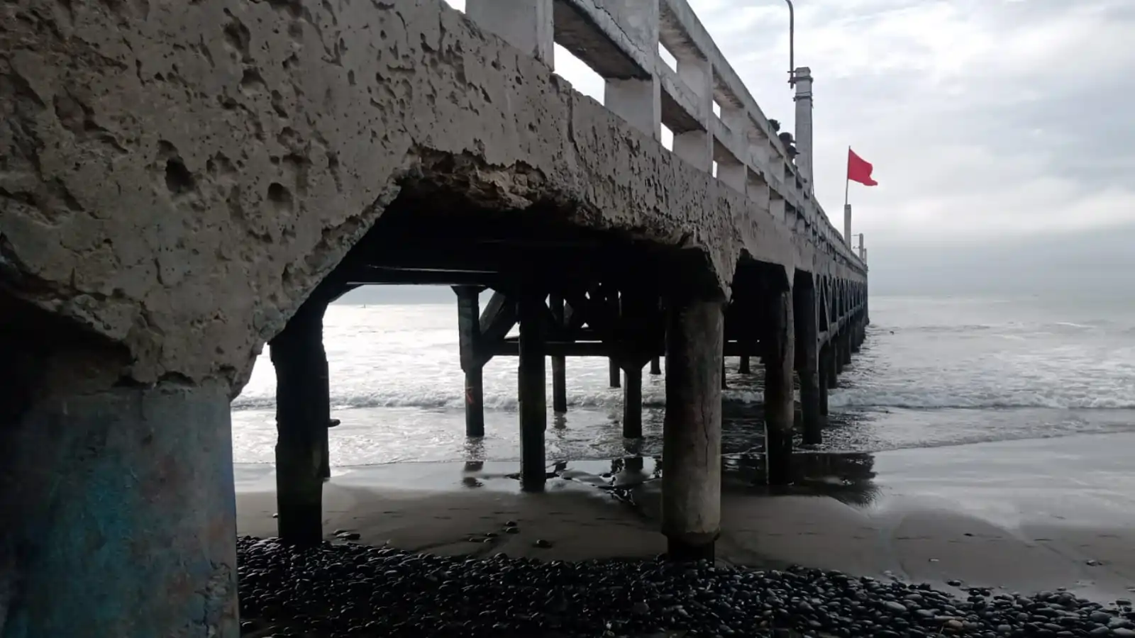 Muelle de Cerro Azul, Cañete
